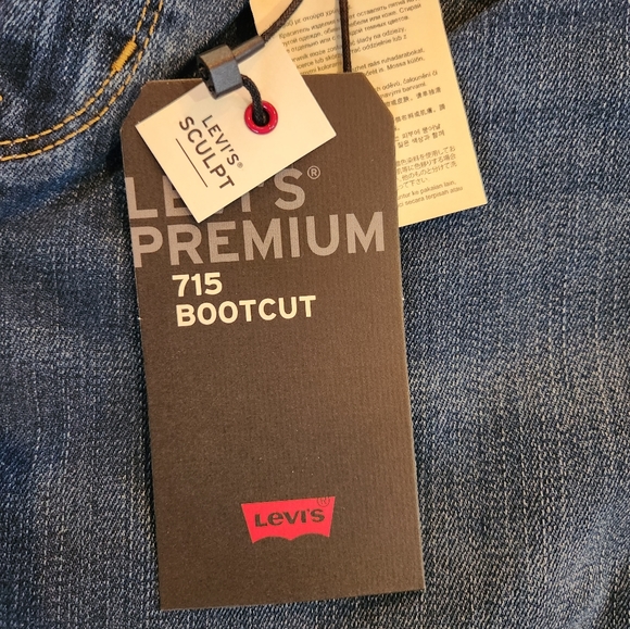 Never worn Levi's 715 Bootcut 31 x 32 - Picture 2 of 5